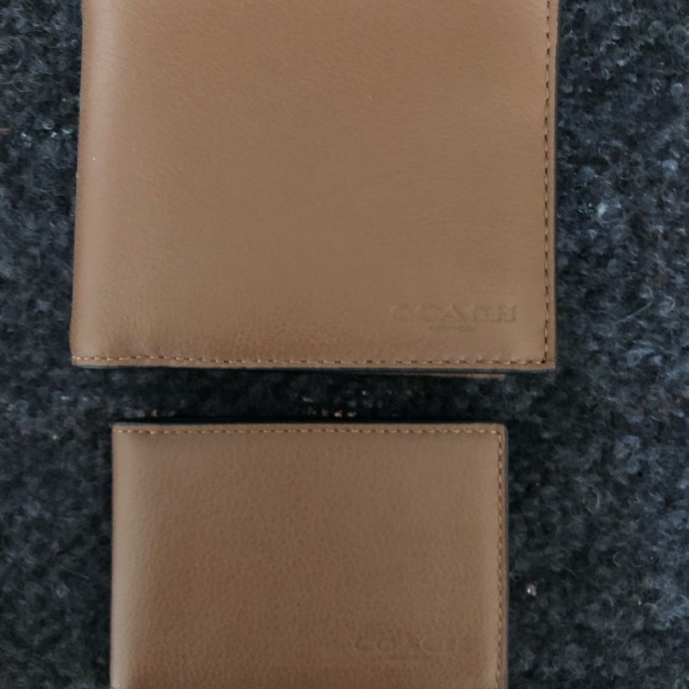 New Coach wallet with smaller interior wallet - Picture 2 of 5
